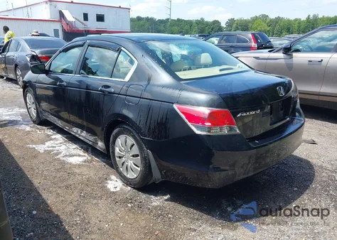 2010 Honda Accord 2.4 Lx z USA, uszkodzony, nr VIN 1HGCP2F3XAA196757